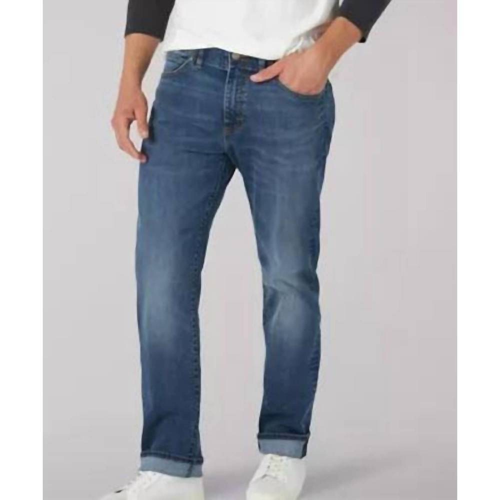 NEW LEE JEANS men's extreme motion athletic loose wipe out taper jeans in med bl